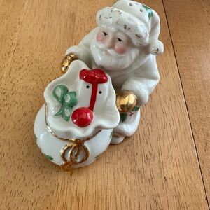 LENOX Festive Santa Salt and Pepper Shaker Set